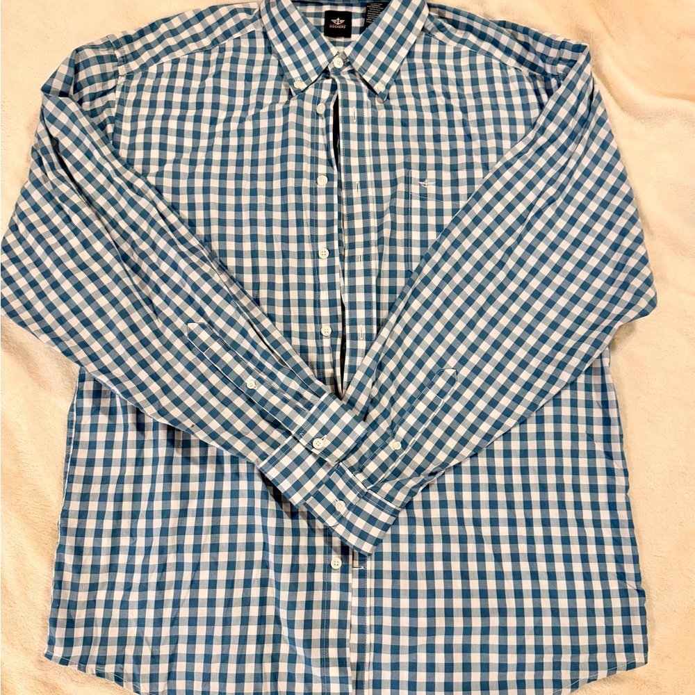 Dockers Blue and White Checkered Men's Shirt